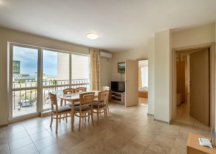 Perla South Beach Apartments